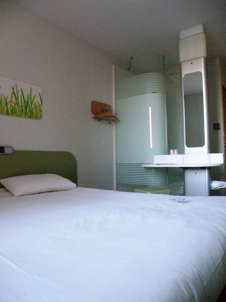 Ibis Budget Montauban Les Chaumes Esterno foto